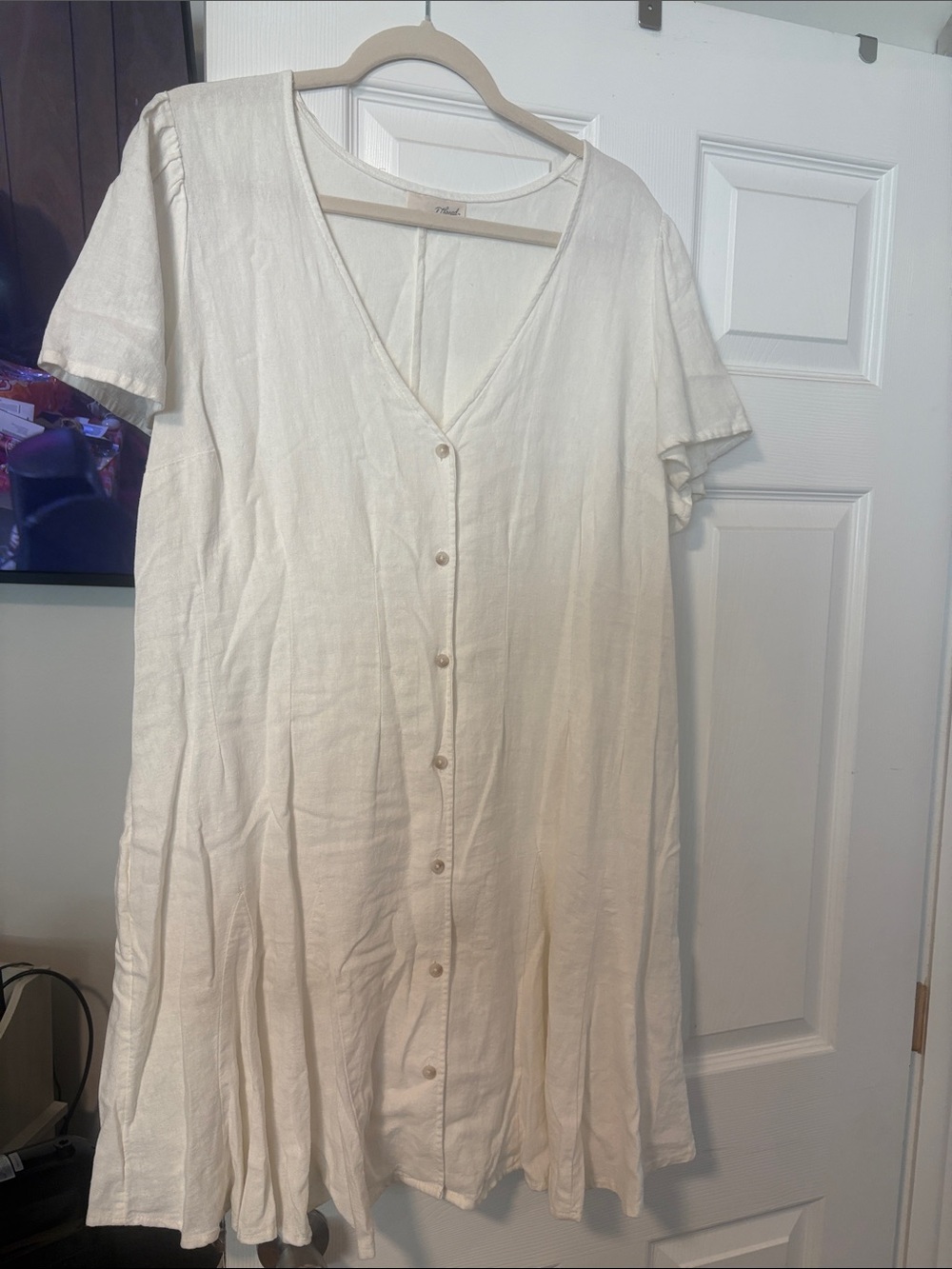 Universal Thread Cream V-Neck Midi Dress